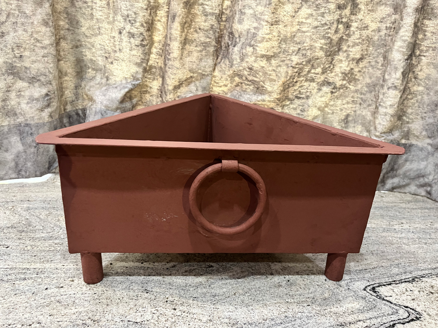 Bigger Triangle Havan Kund (Pure Iron, 16x16x16 inches)